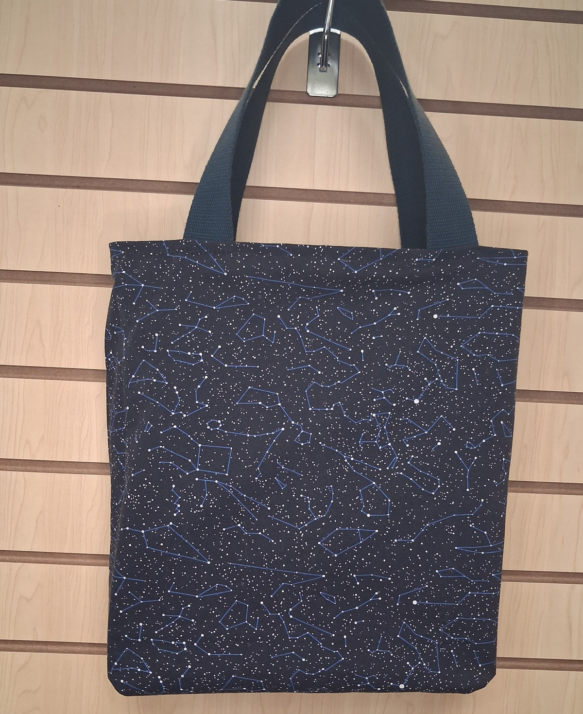 Tote, Small