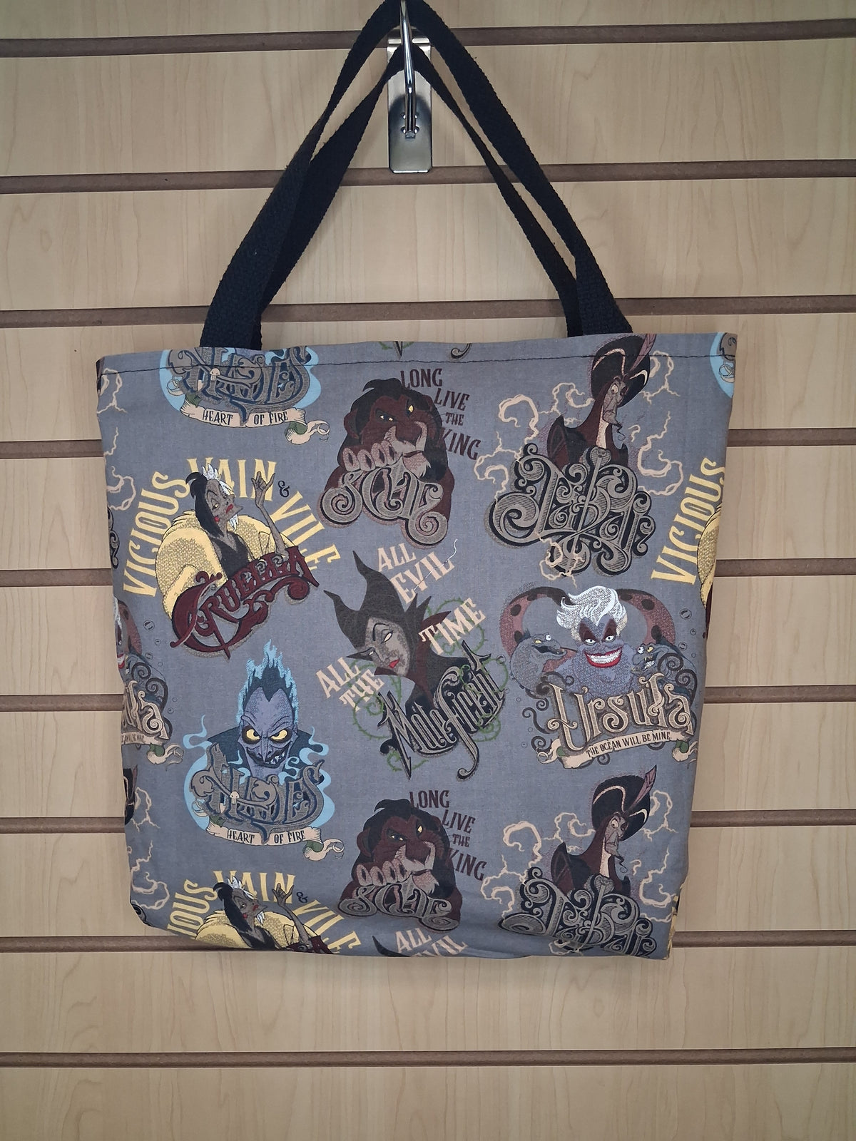 Tote, Large