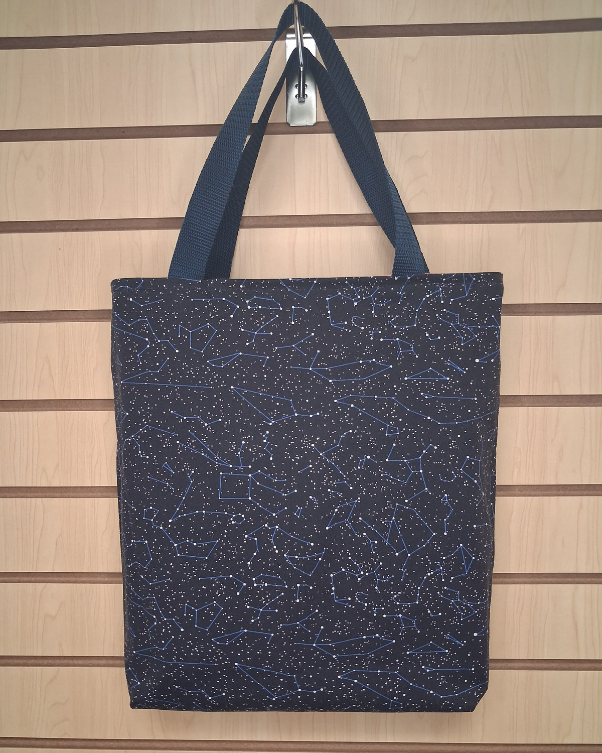 Tote, Small