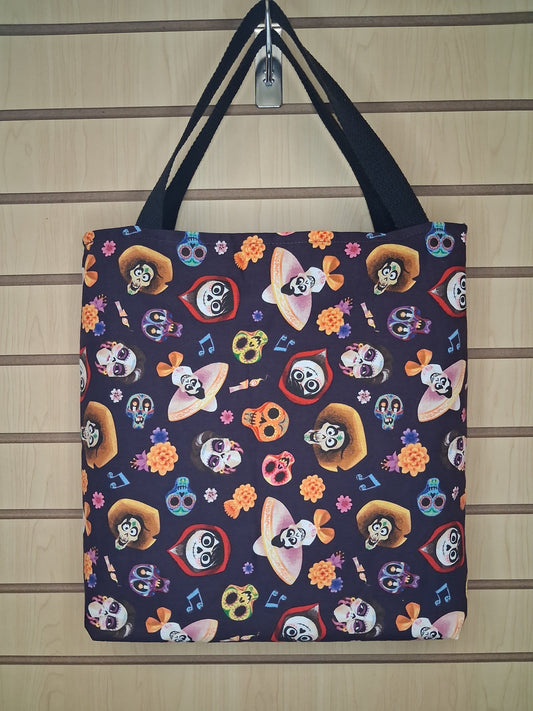 Tote, Large