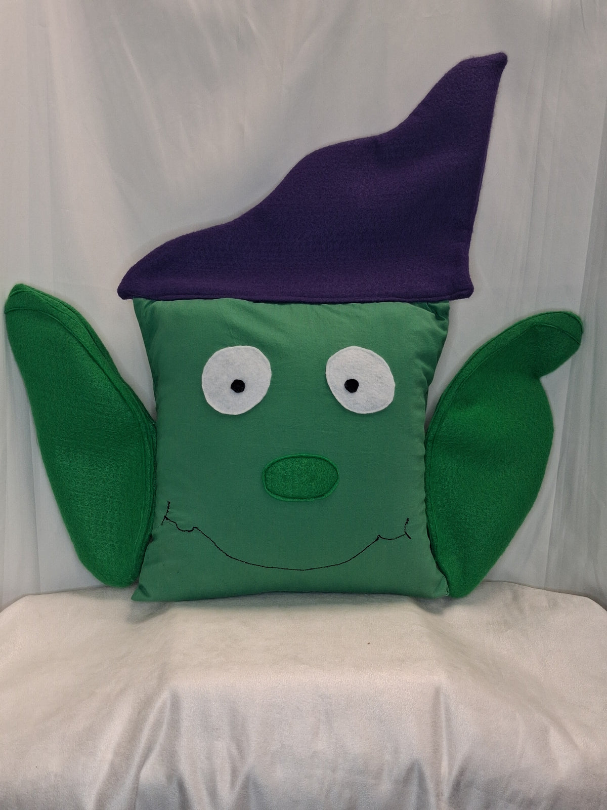 Elfo Pillow
